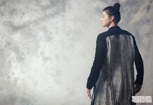 tobu8hd馃憴1004：传闻某知名明星与神秘人士秘密约会，背后真相引发网友热议！