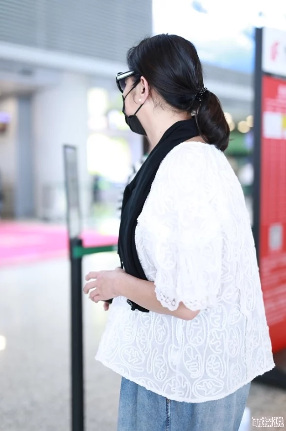 日本人妻熟妇丰满成熟HD系列是一部专注于展现日本成熟女性魅力与风韵的高清影片,内容丰富多样,深受观众喜爱 日本人妻熟妇丰满成熟HD系列是一部专注于展现日本成熟女性魅力与风韵的高清影片,内容丰富多样,深受观众喜爱