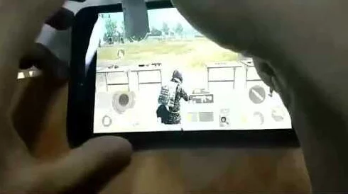 绝地求生刺激战场：大神三指操作秘籍，无需苦学，键位科学设置是关键所在！